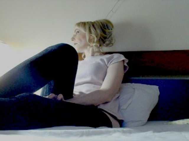 KatrinExcite's BongaCams show and profile