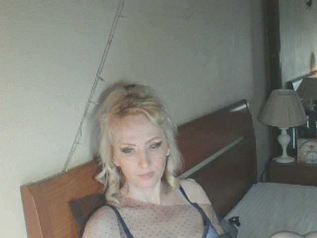 KatrinExcite's BongaCams show and profile