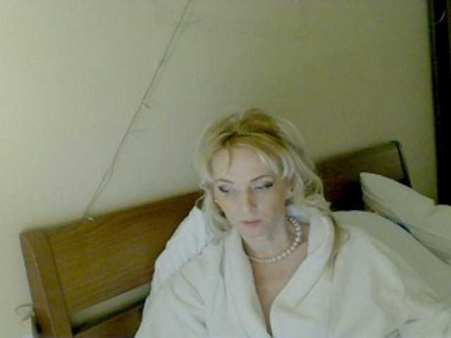 KatrinExcite's BongaCams show and profile