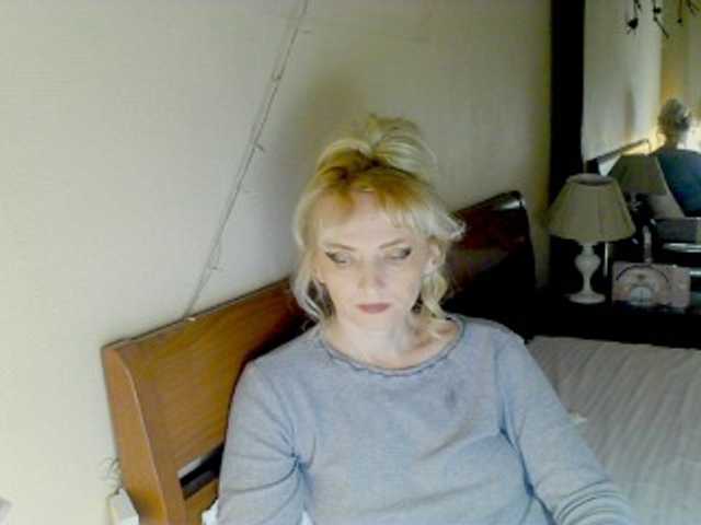 KatrinExcite's BongaCams show and profile