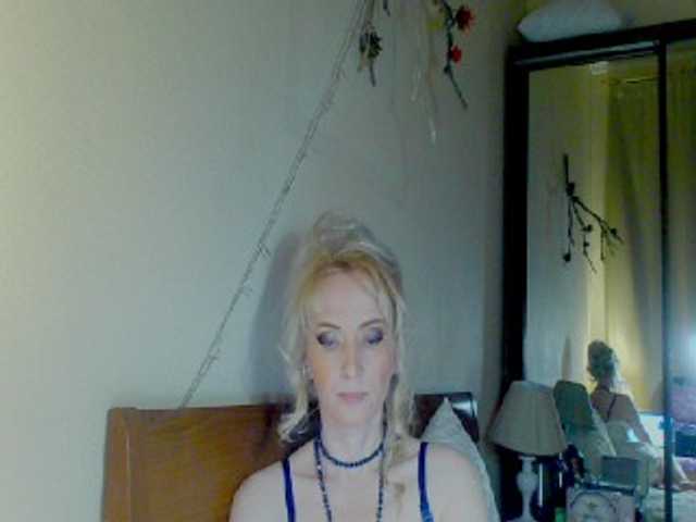 KatrinExcite's BongaCams show and profile