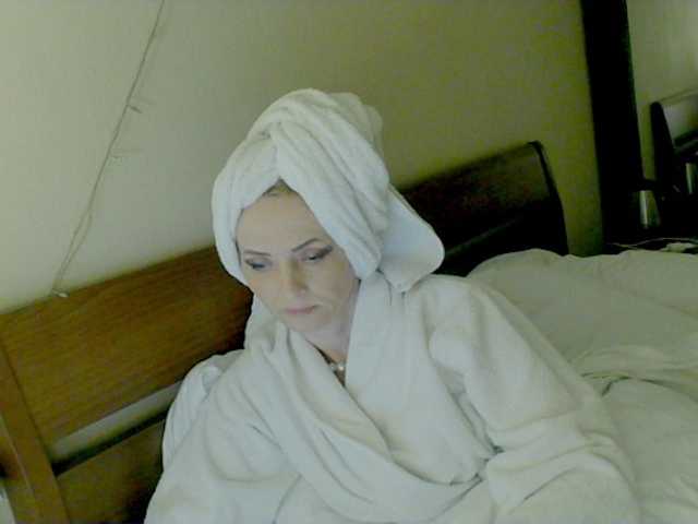 KatrinExcite's BongaCams show and profile