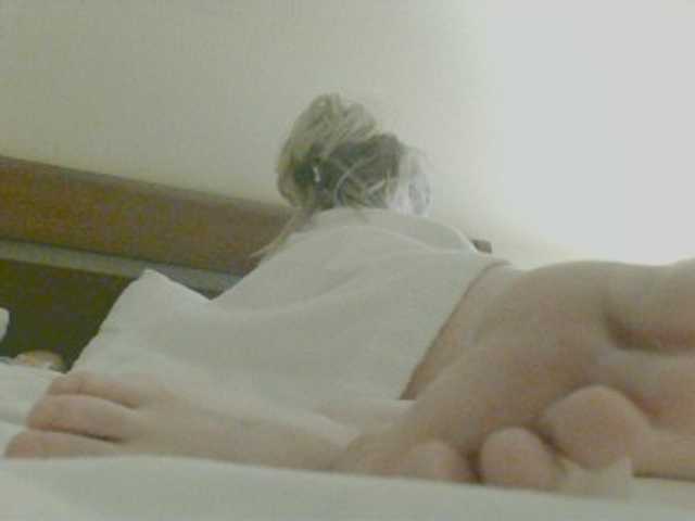 KatrinExcite's BongaCams show and profile