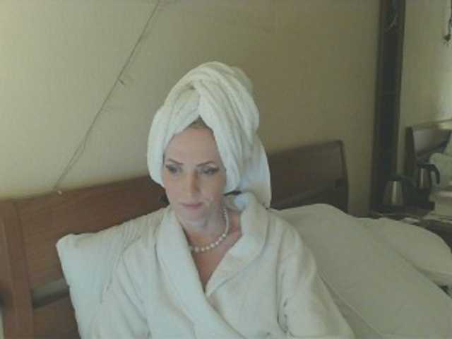 KatrinExcite's BongaCams show and profile