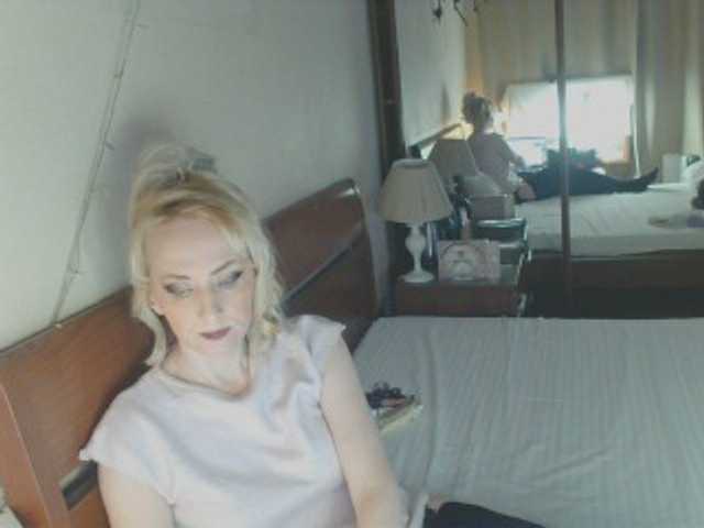 KatrinExcite's BongaCams show and profile