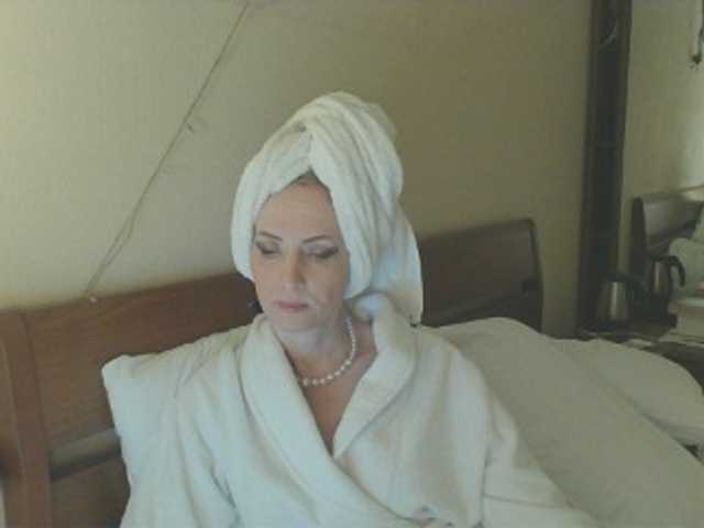 KatrinExcite's BongaCams show and profile