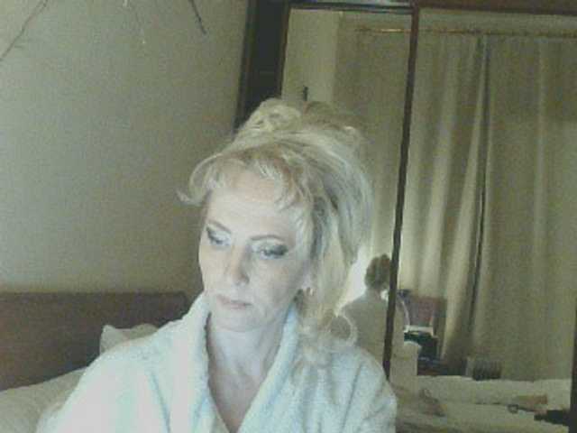 KatrinExcite's BongaCams show and profile