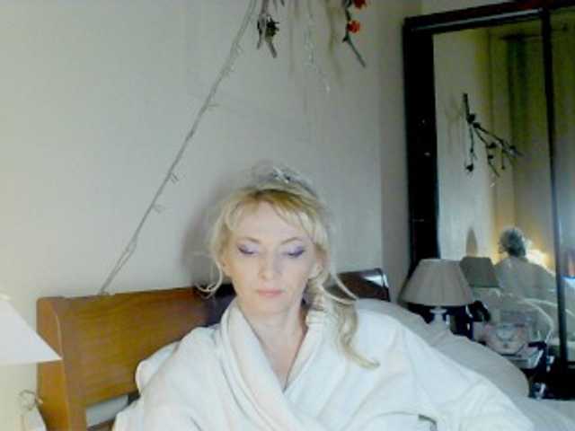 KatrinExcite's BongaCams show and profile