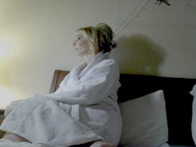 KatrinExcite's BongaCams show and profile