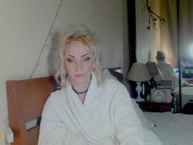 KatrinExcite's BongaCams show and profile