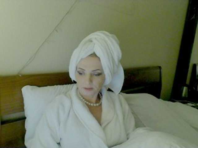 KatrinExcite's BongaCams show and profile