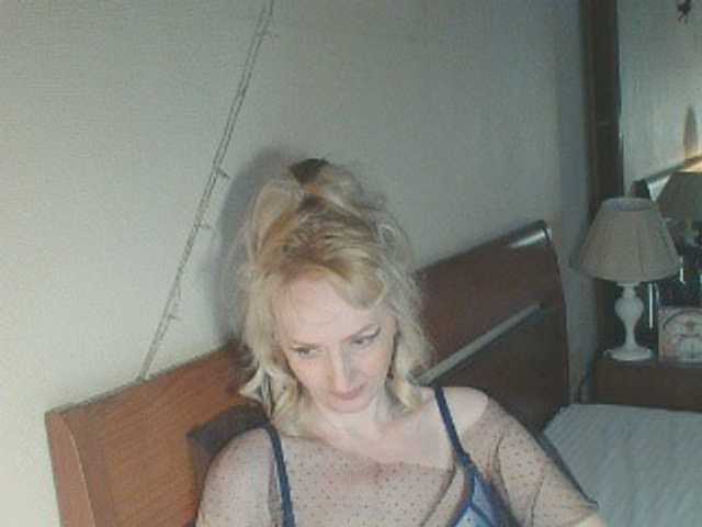 KatrinExcite's BongaCams show and profile