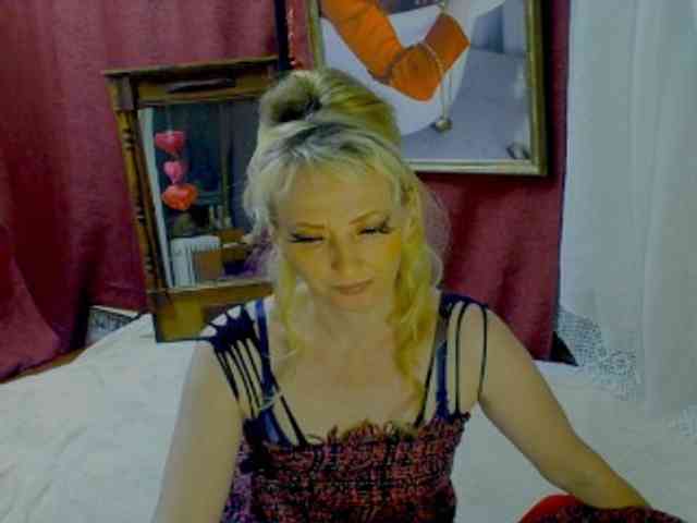 KatrinExcite webcam