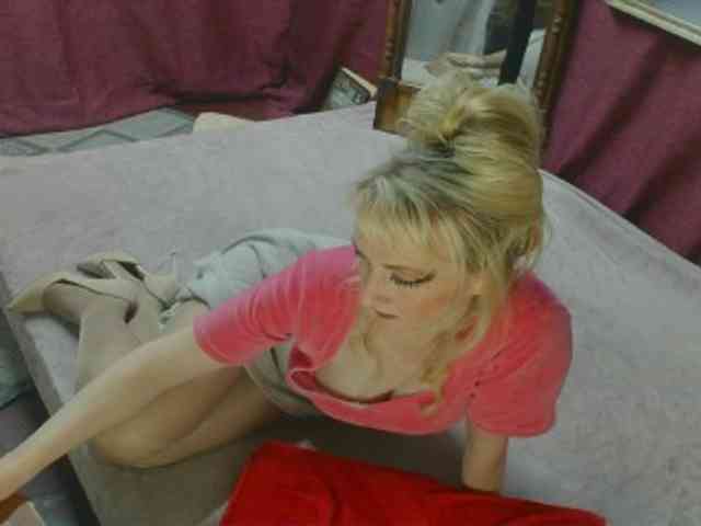 KatrinExcite webcam
