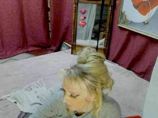 KatrinExcite webcam