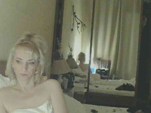 KatrinExcite Live Webcam on BongaCams