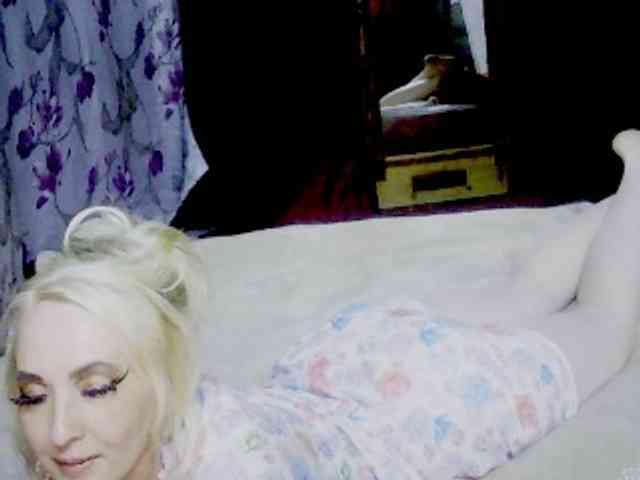 KatrinExcite webcam