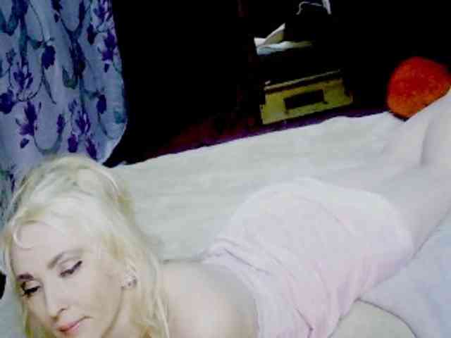 KatrinExcite webcam