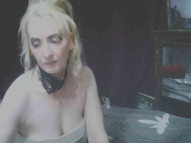 KatrinExcite webcam
