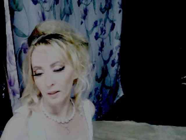 KatrinExcite webcam