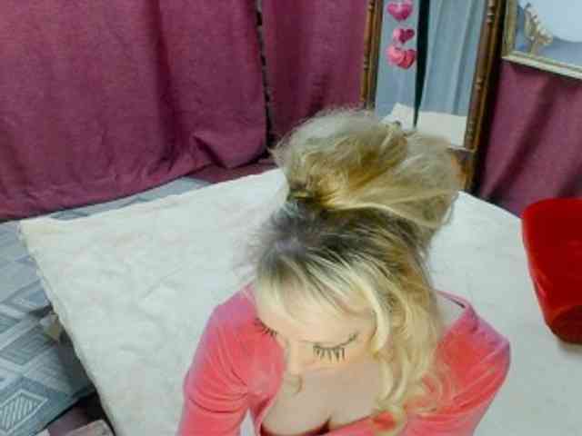 KatrinExcite webcam