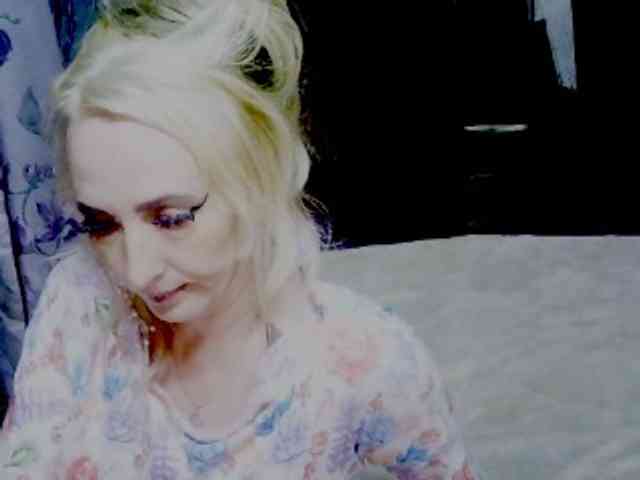 KatrinExcite webcam