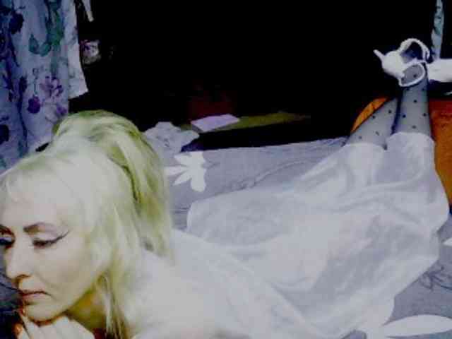 KatrinExcite webcam