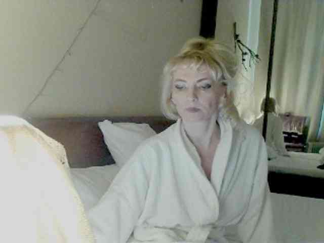 free chat sex KatrinExcite