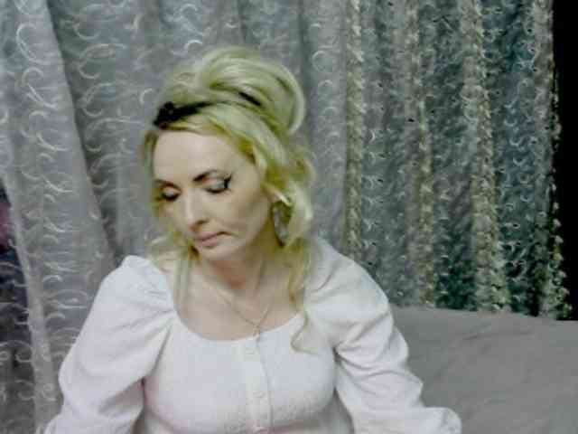 KatrinExcite webcam