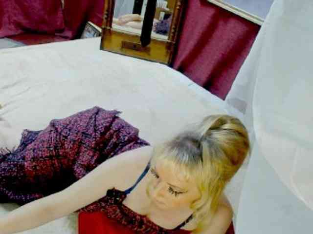 KatrinExcite webcam