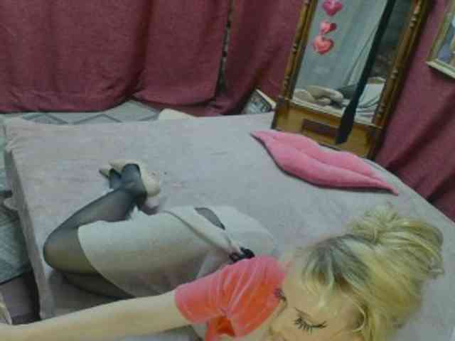 KatrinExcite webcam