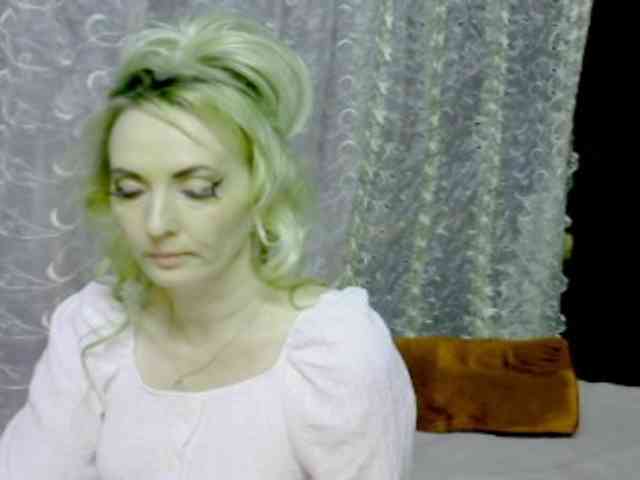 KatrinExcite webcam