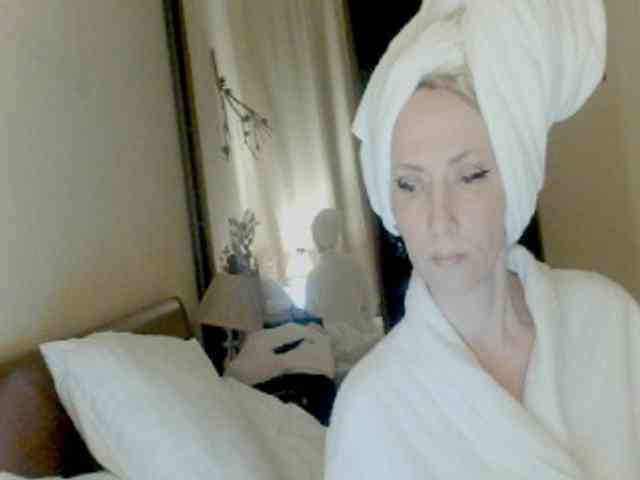 KatrinExcite Live Webcam on BongaCams