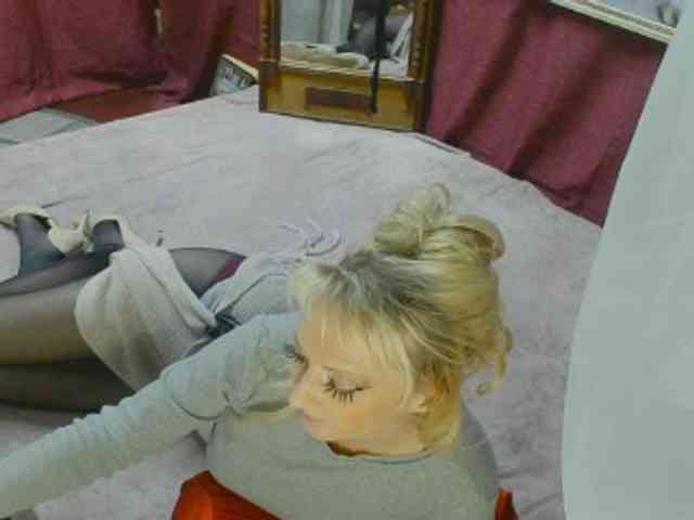 KatrinExcite webcam