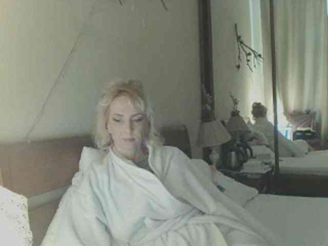 KatrinExcite Live Webcam on BongaCams