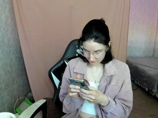 Kira_Tee Porn Show