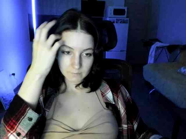 Victoria_Winters webcam