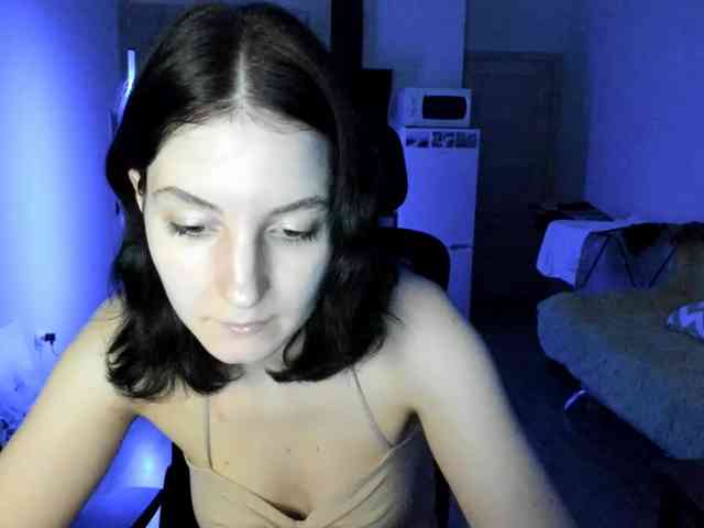 Victoria_Winters webcam