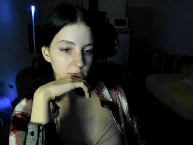 Victoria_Winters webcam