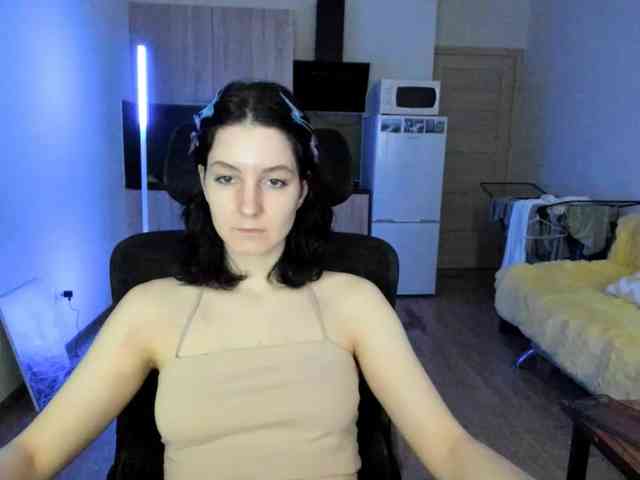 Victoria_Winters webcam