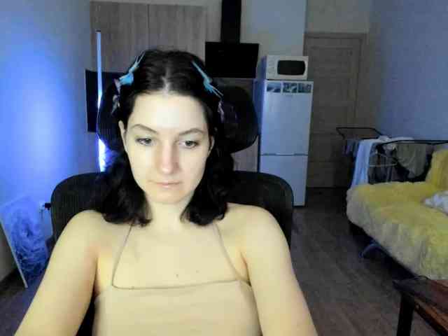 Victoria_Winters webcam