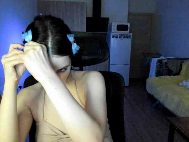 Victoria_Winters webcam