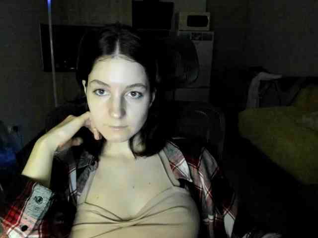 Victoria_Winters webcam