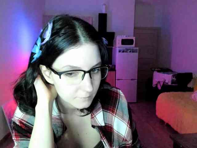 Victoria_Winters webcam