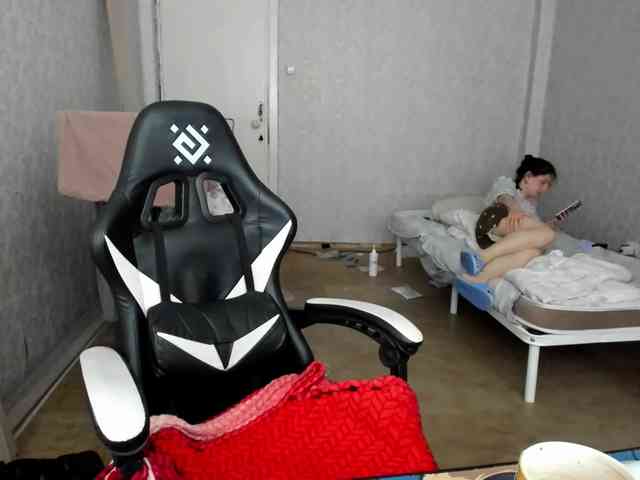 Ctrl_V_Desire webcam