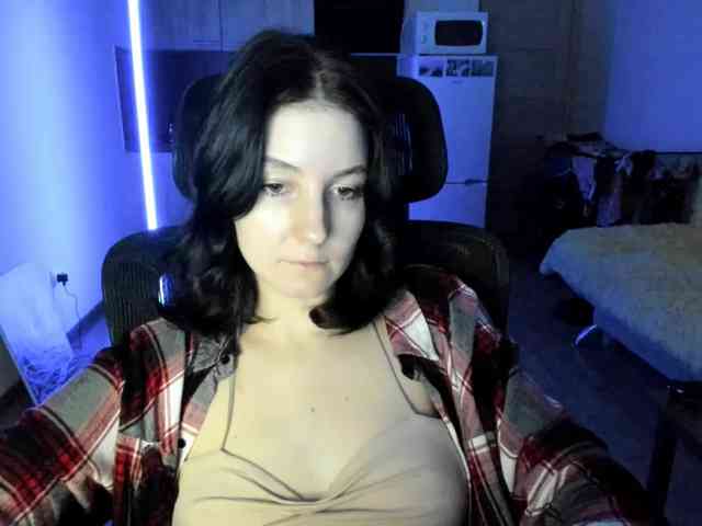 Victoria_Winters webcam