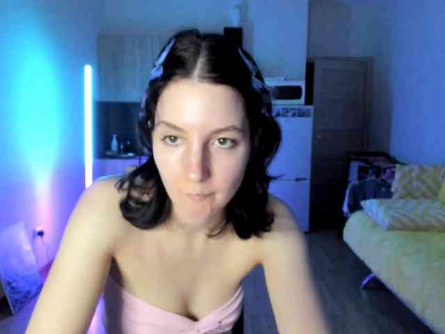 Victoria_Winters webcam