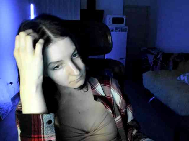 Victoria_Winters webcam