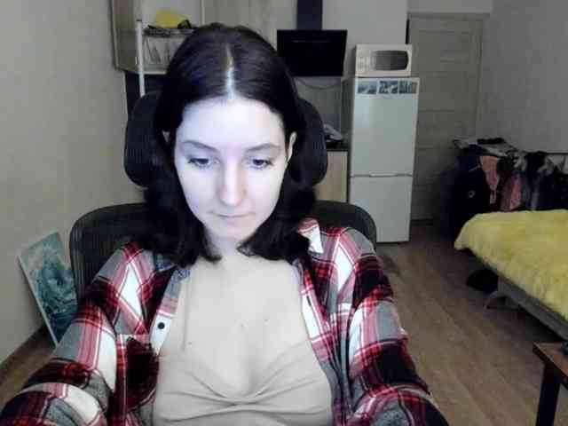 Victoria_Winters webcam