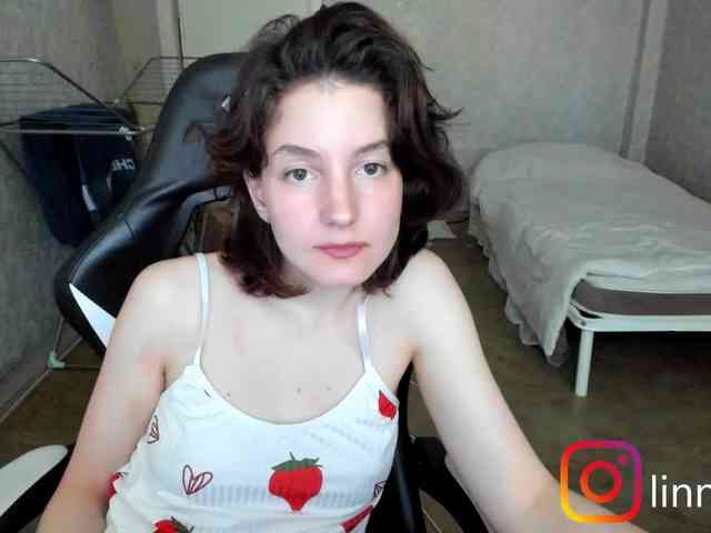 Ctrl_V_Desire webcam